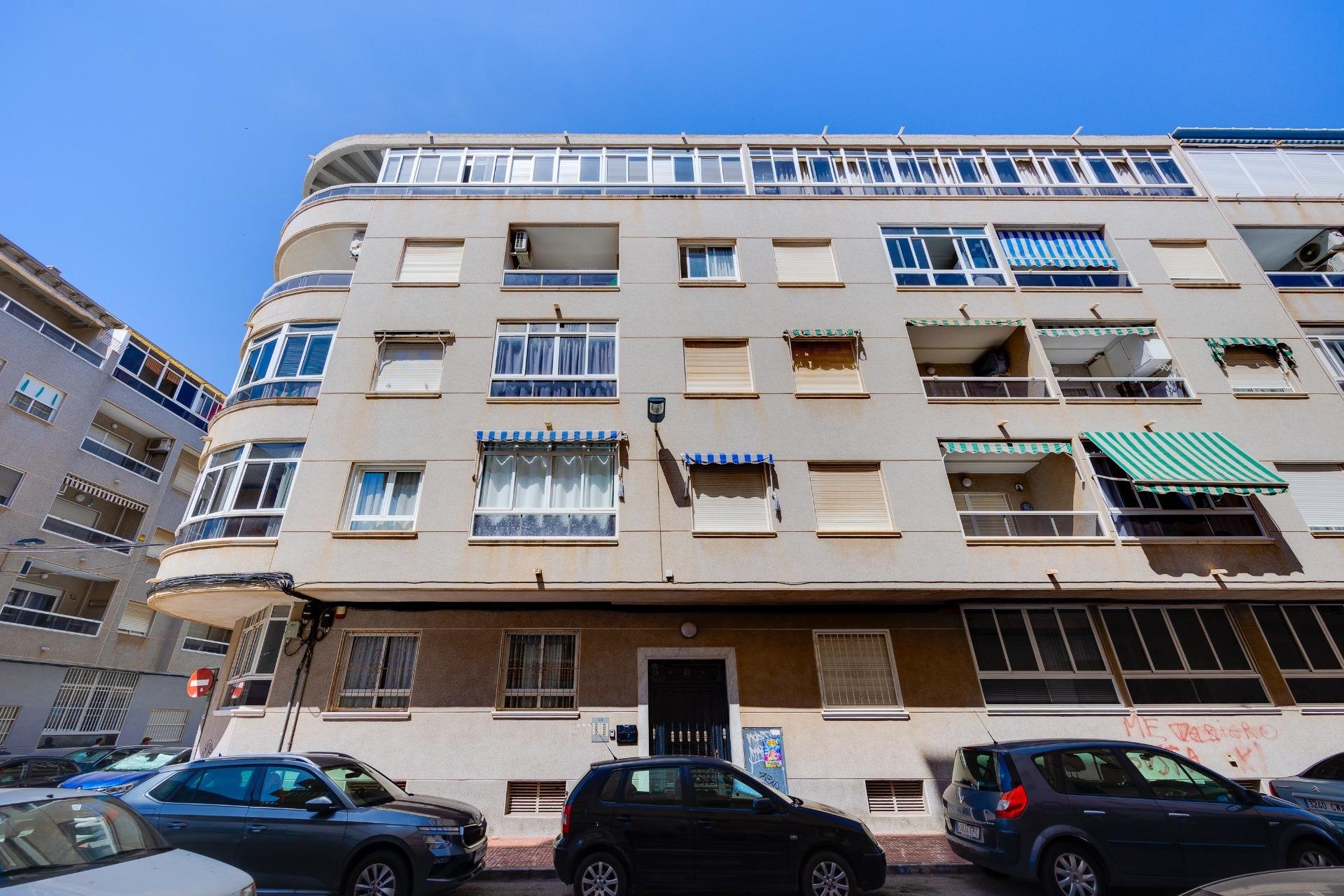 Herverkoop - Appartement -
Torrevieja - Antonio Machado