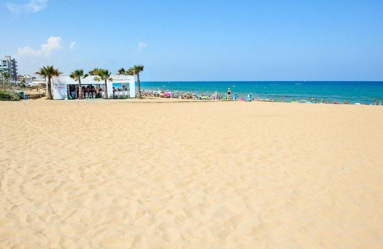 Herverkoop - Appartement -
Torrevieja - Cabo Cervera