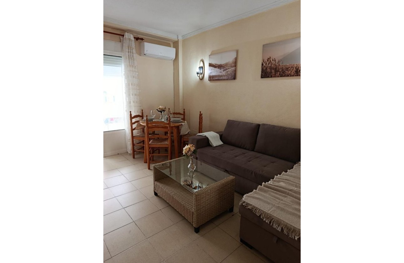 Herverkoop - Appartement -
Torrevieja - Cabo Cervera