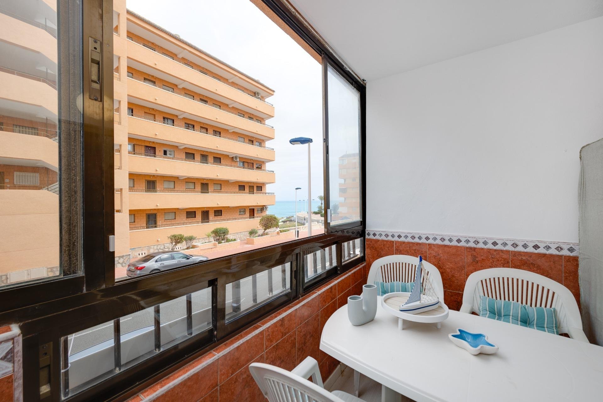 Herverkoop - Appartement -
Torrevieja - Cabo Cervera