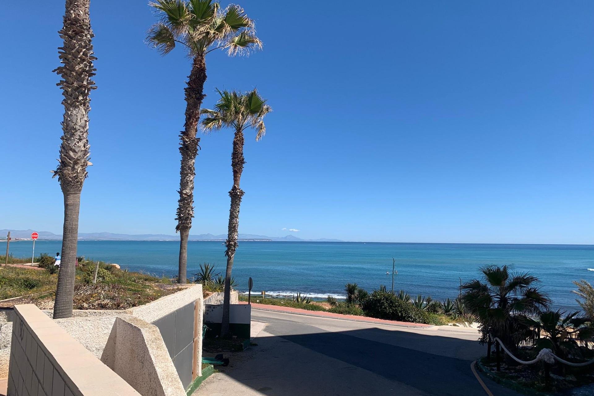 Herverkoop - Appartement -
Torrevieja - Cabo Cervera