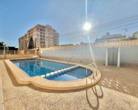 Herverkoop - Appartement -
Torrevieja - Calas Blanca