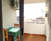 Herverkoop - Appartement -
Torrevieja - CASCO URBANO