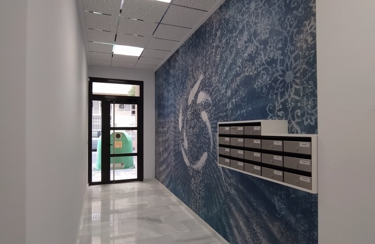 Herverkoop - Appartement -
Torrevieja - CENTRE PLAYA DEL CURA LAS PISCINAS