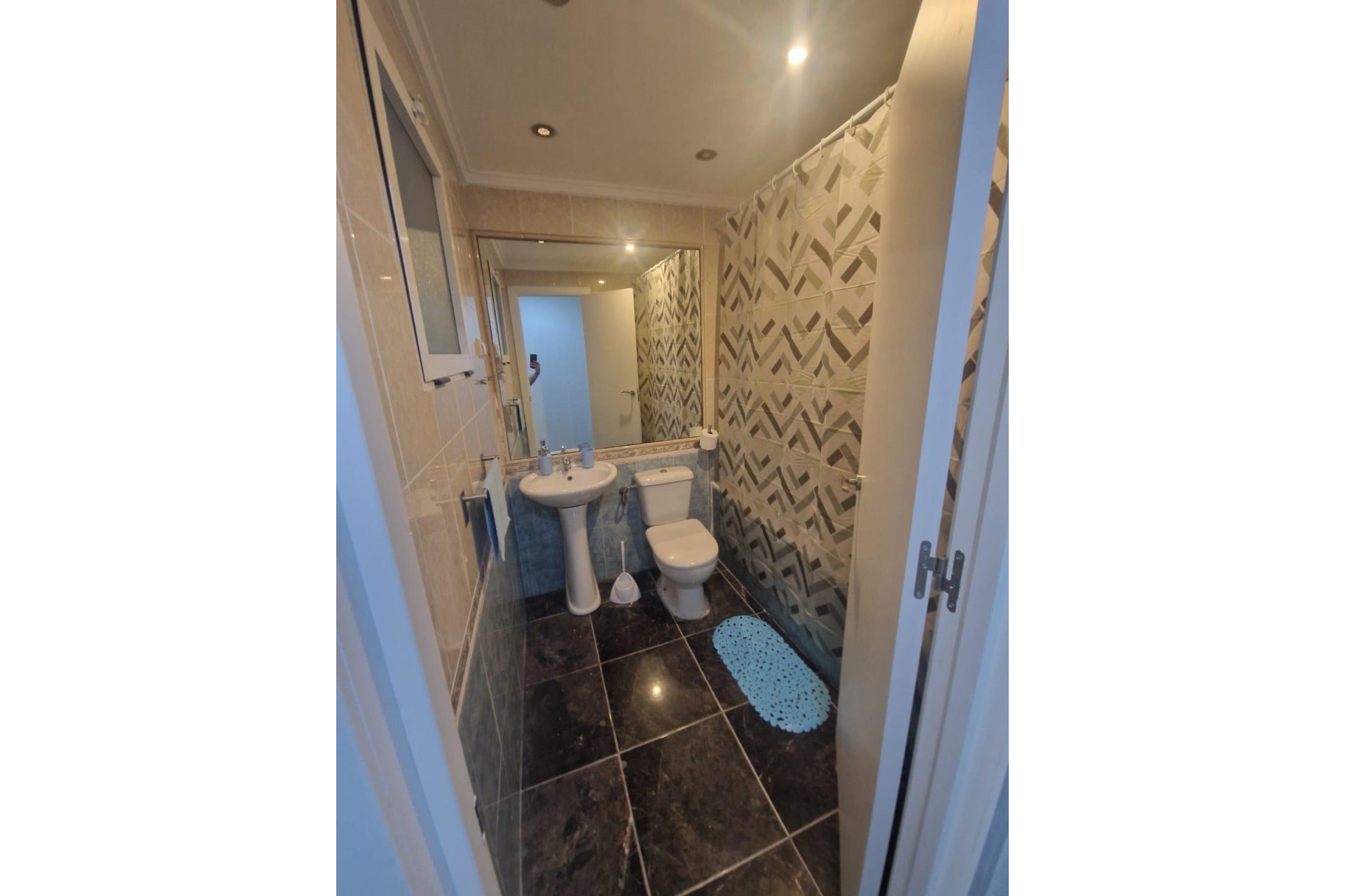 Herverkoop - Appartement -
Torrevieja - Centro - Muelle Pesquero