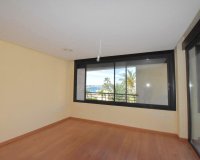 Herverkoop - Appartement -
Torrevieja - Centro - Muelle Pesquero