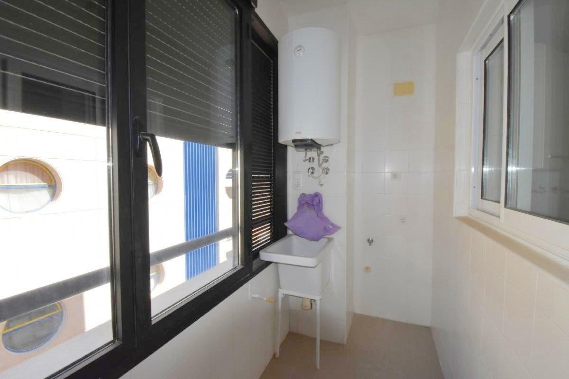 Herverkoop - Appartement -
Torrevieja - Centro - Muelle Pesquero