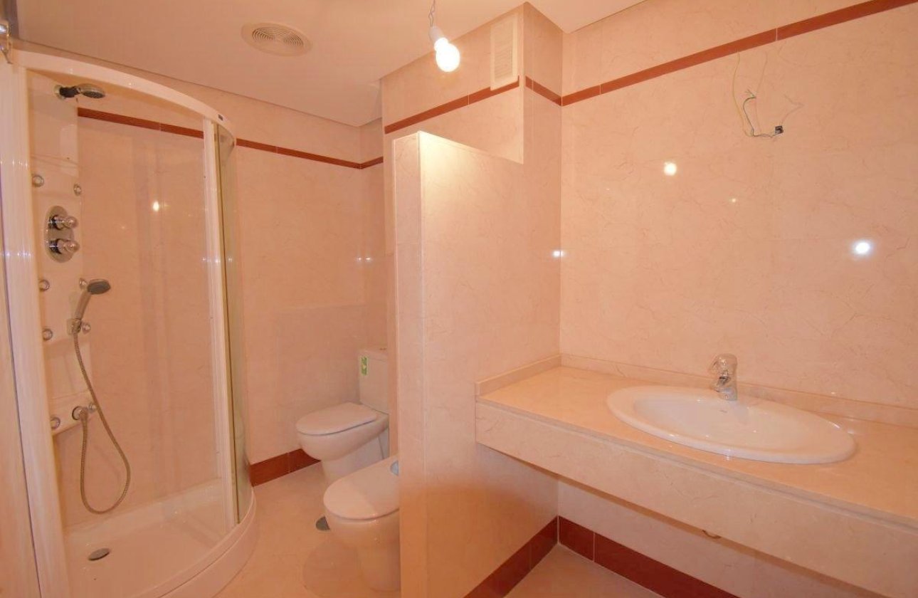 Herverkoop - Appartement -
Torrevieja - Centro - Muelle Pesquero