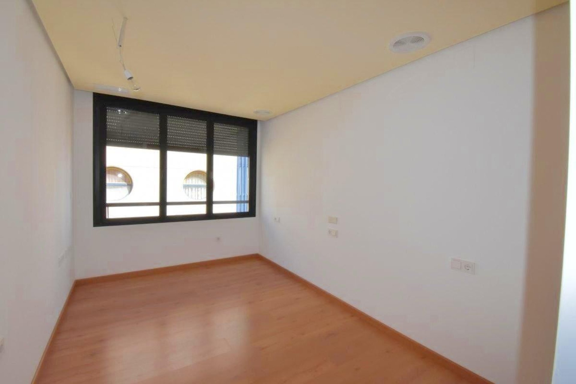 Herverkoop - Appartement -
Torrevieja - Centro - Muelle Pesquero