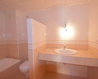 Herverkoop - Appartement -
Torrevieja - Centro - Muelle Pesquero