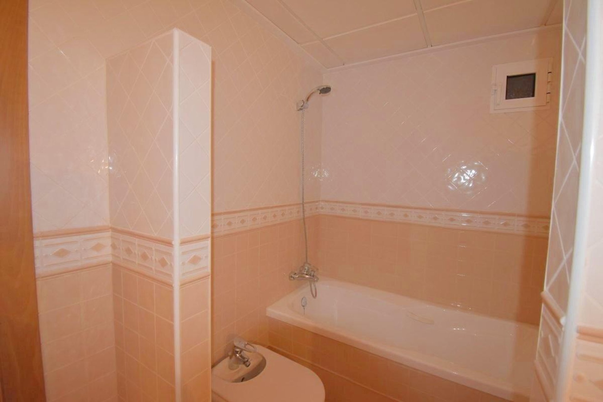Herverkoop - Appartement -
Torrevieja - Centro - Muelle Pesquero