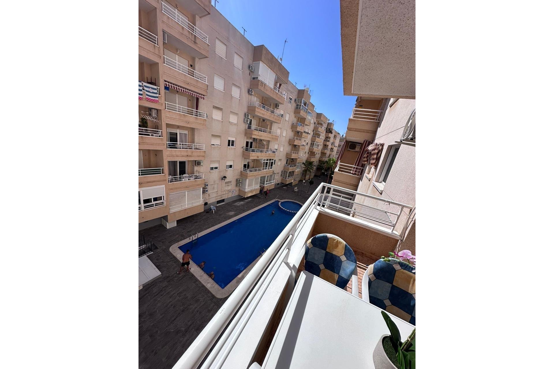 Herverkoop - Appartement -
Torrevieja - Centro - Muelle Pesquero