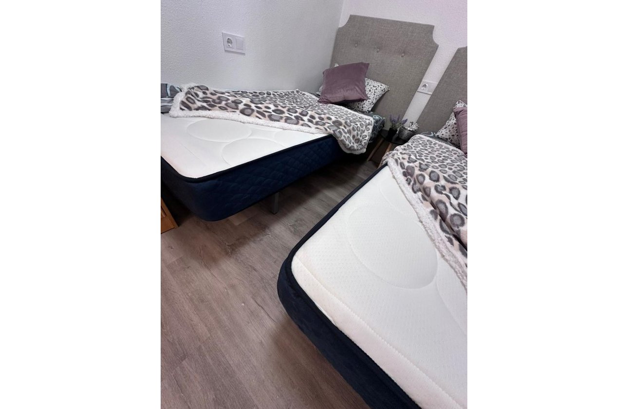 Herverkoop - Appartement -
Torrevieja - Centro - Muelle Pesquero