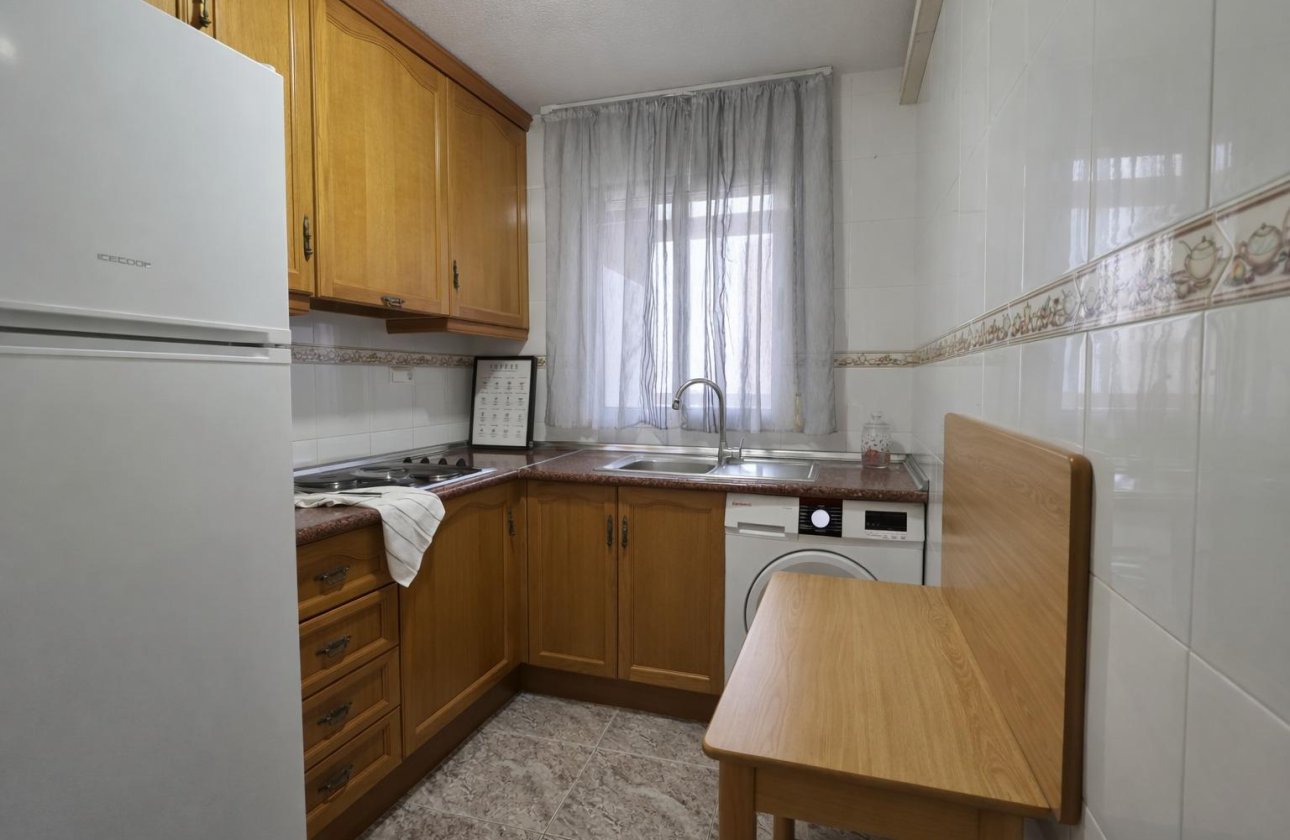 Herverkoop - Appartement -
Torrevieja - Centro - Muelle Pesquero