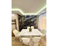 Herverkoop - Appartement -
Torrevieja - Centro - Muelle Pesquero