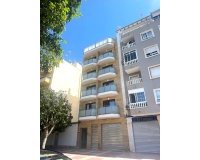 Herverkoop - Appartement -
Torrevieja - Centro - Muelle Pesquero