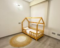 Herverkoop - Appartement -
Torrevieja - Centro - Muelle Pesquero