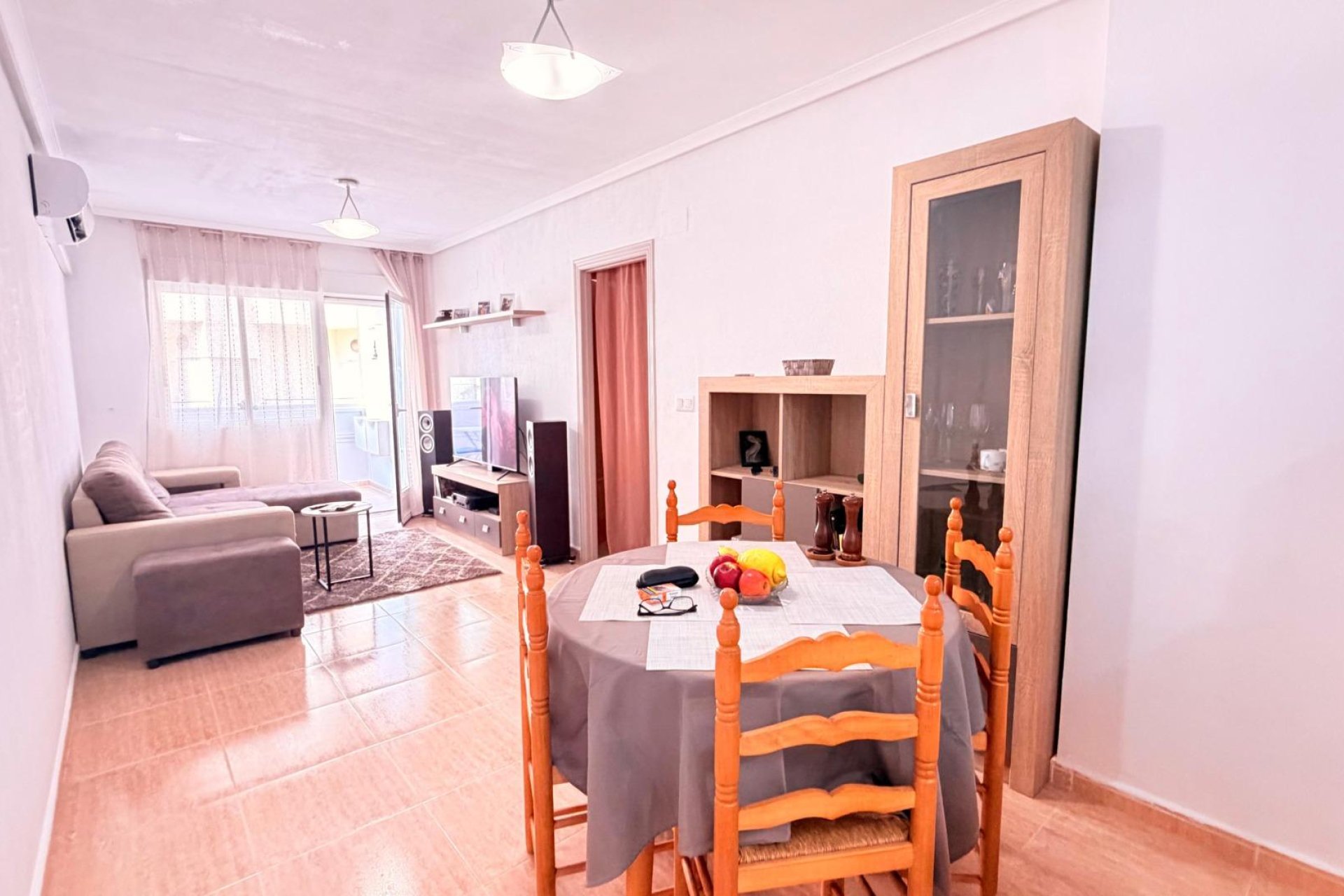 Herverkoop - Appartement -
Torrevieja - Centro - Muelle Pesquero