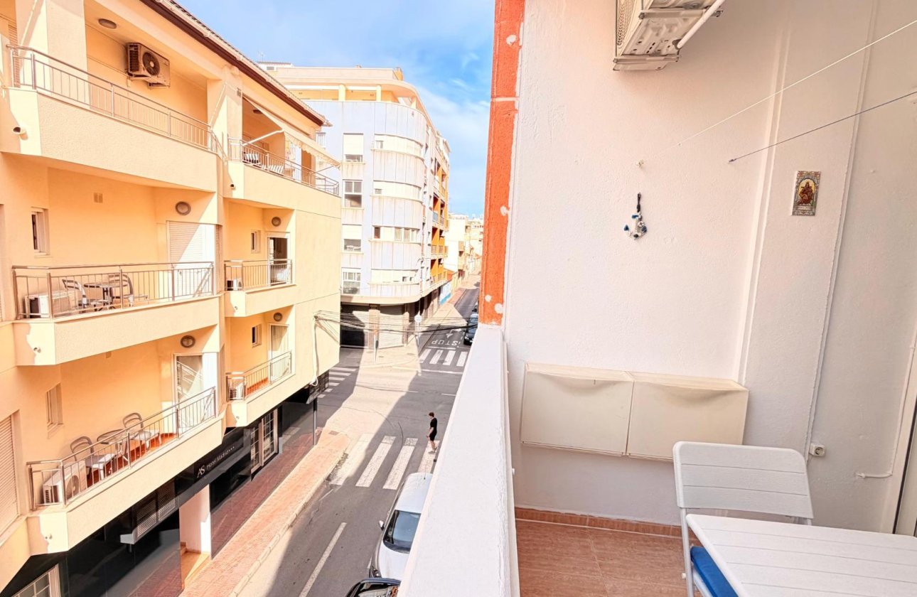 Herverkoop - Appartement -
Torrevieja - Centro - Muelle Pesquero
