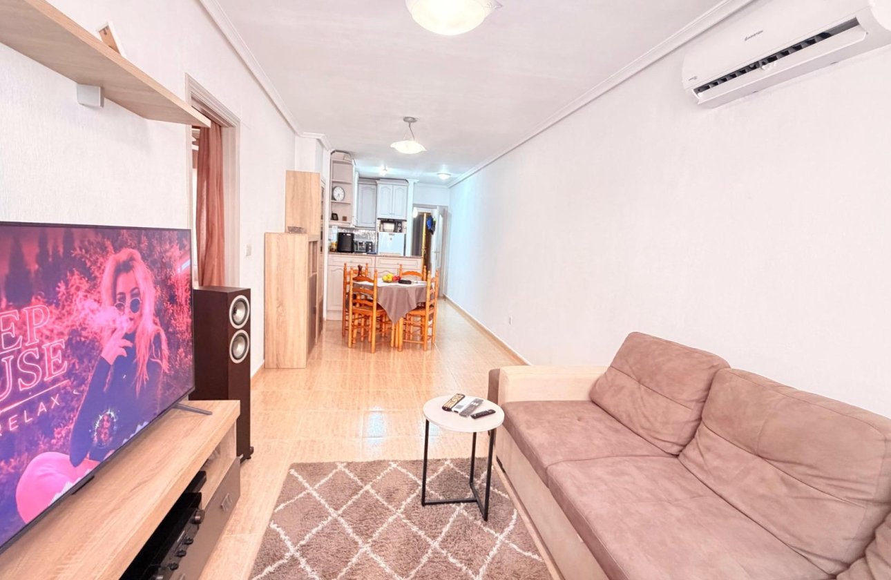 Herverkoop - Appartement -
Torrevieja - Centro - Muelle Pesquero