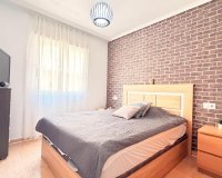 Herverkoop - Appartement -
Torrevieja - Centro - Muelle Pesquero