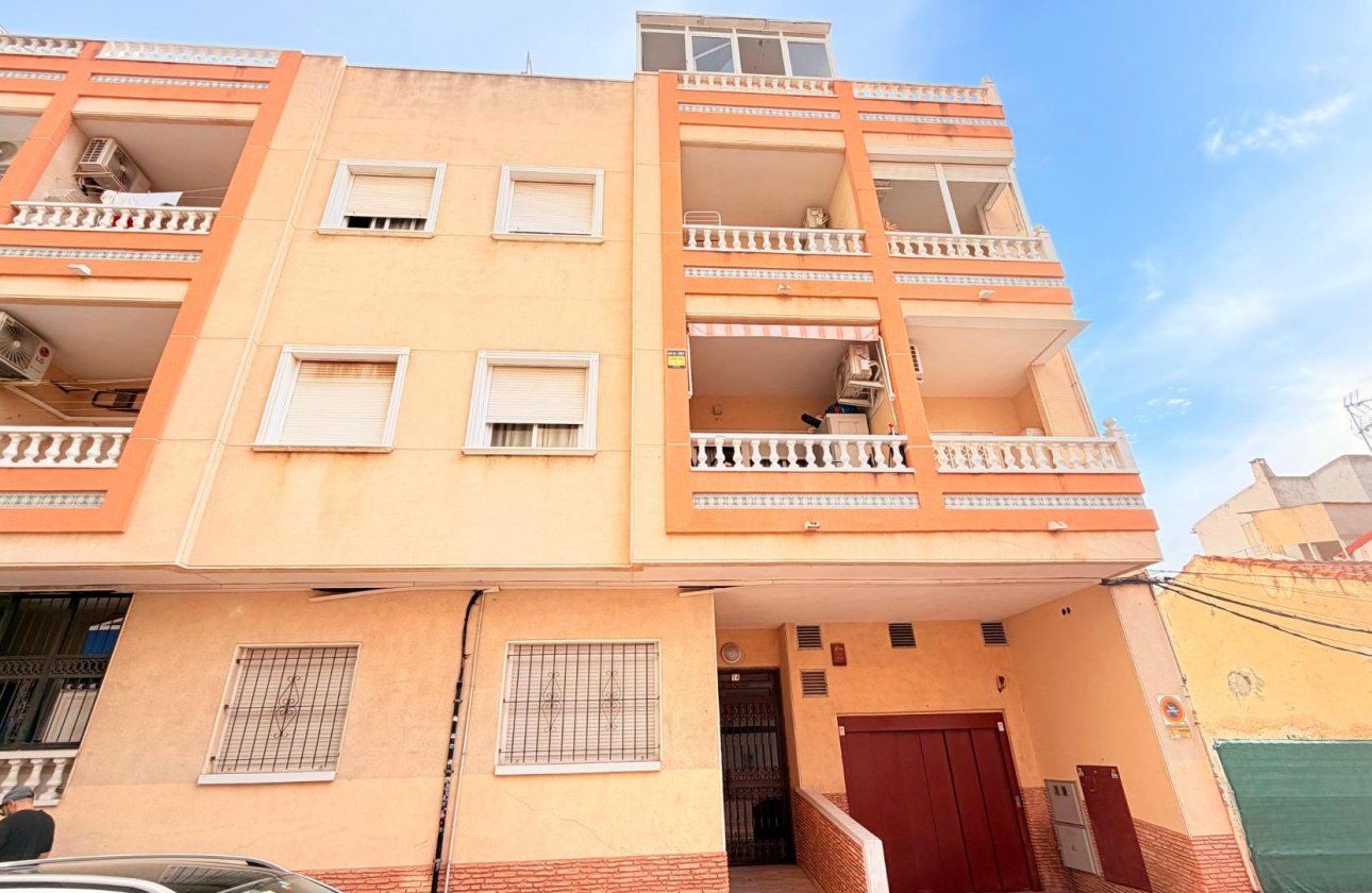 Herverkoop - Appartement -
Torrevieja - Centro - Muelle Pesquero
