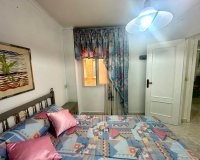 Herverkoop - Appartement -
Torrevieja - Centro