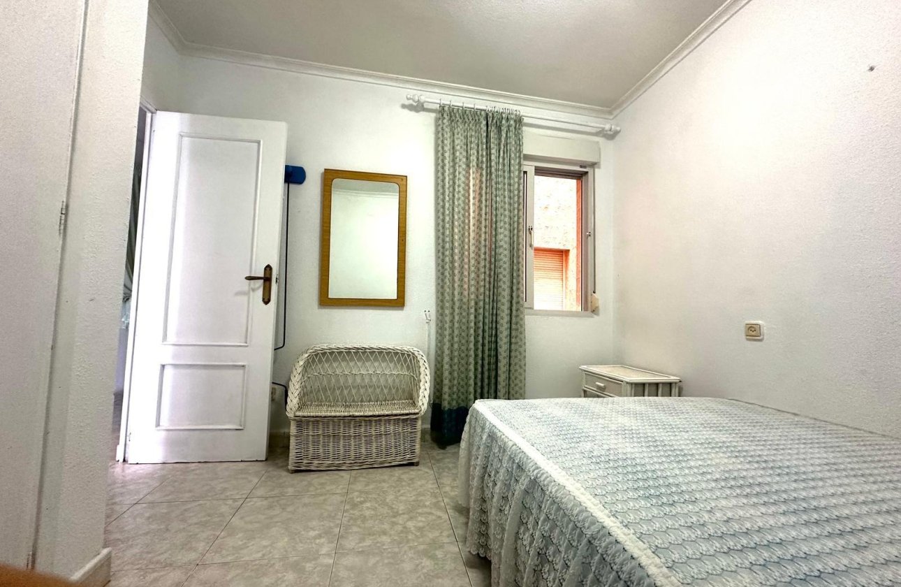 Herverkoop - Appartement -
Torrevieja - Centro