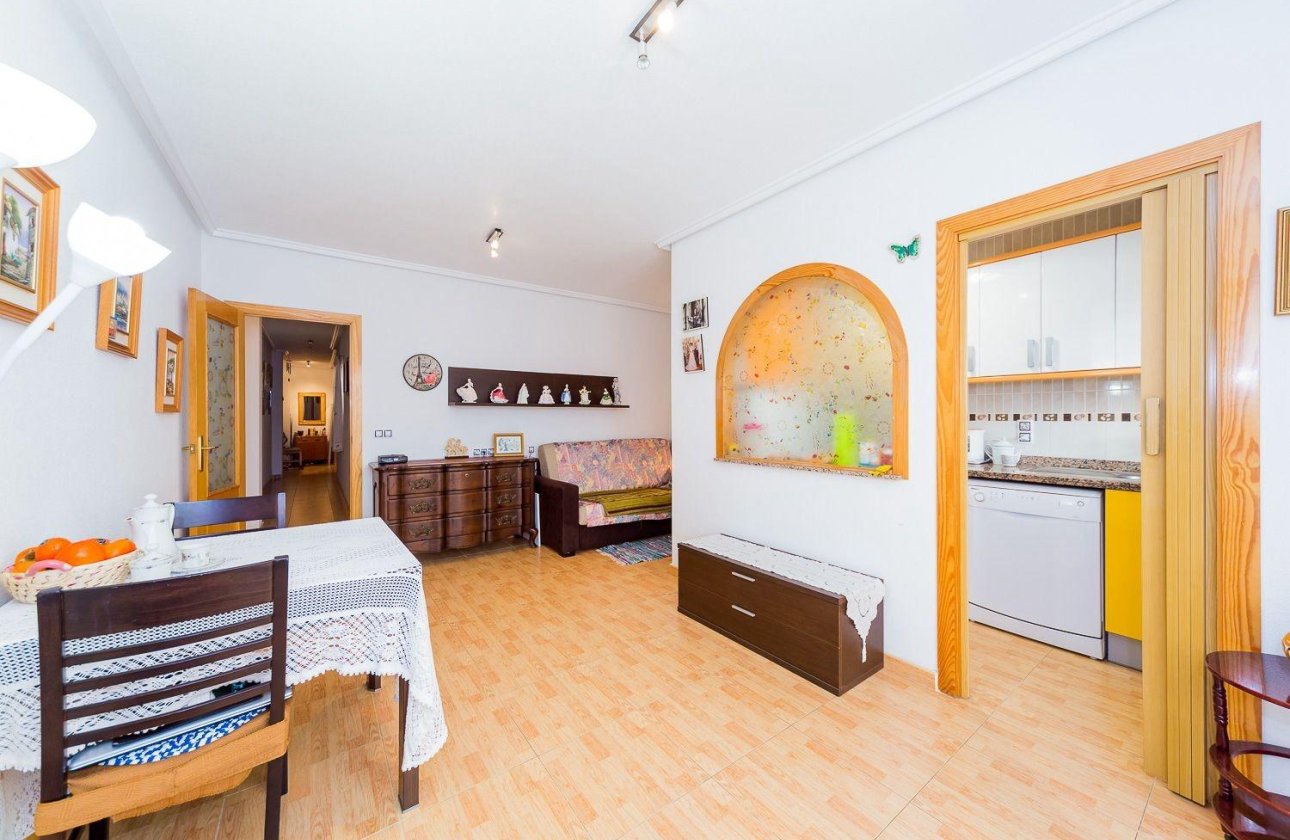 Herverkoop - Appartement -
Torrevieja - Centro