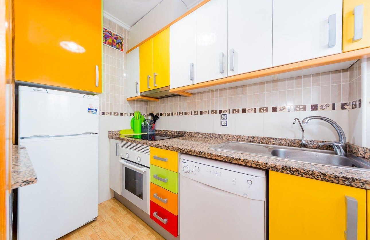 Herverkoop - Appartement -
Torrevieja - Centro