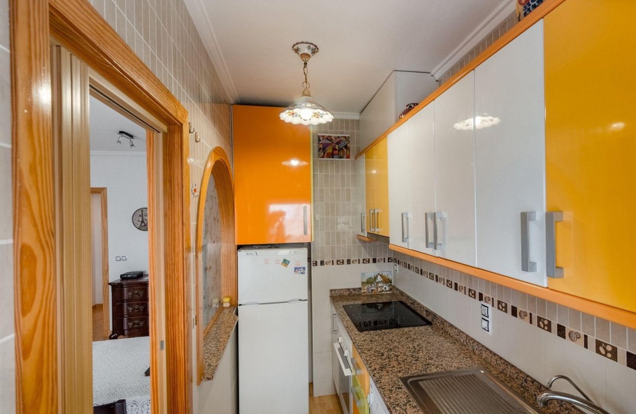 Herverkoop - Appartement -
Torrevieja - Centro