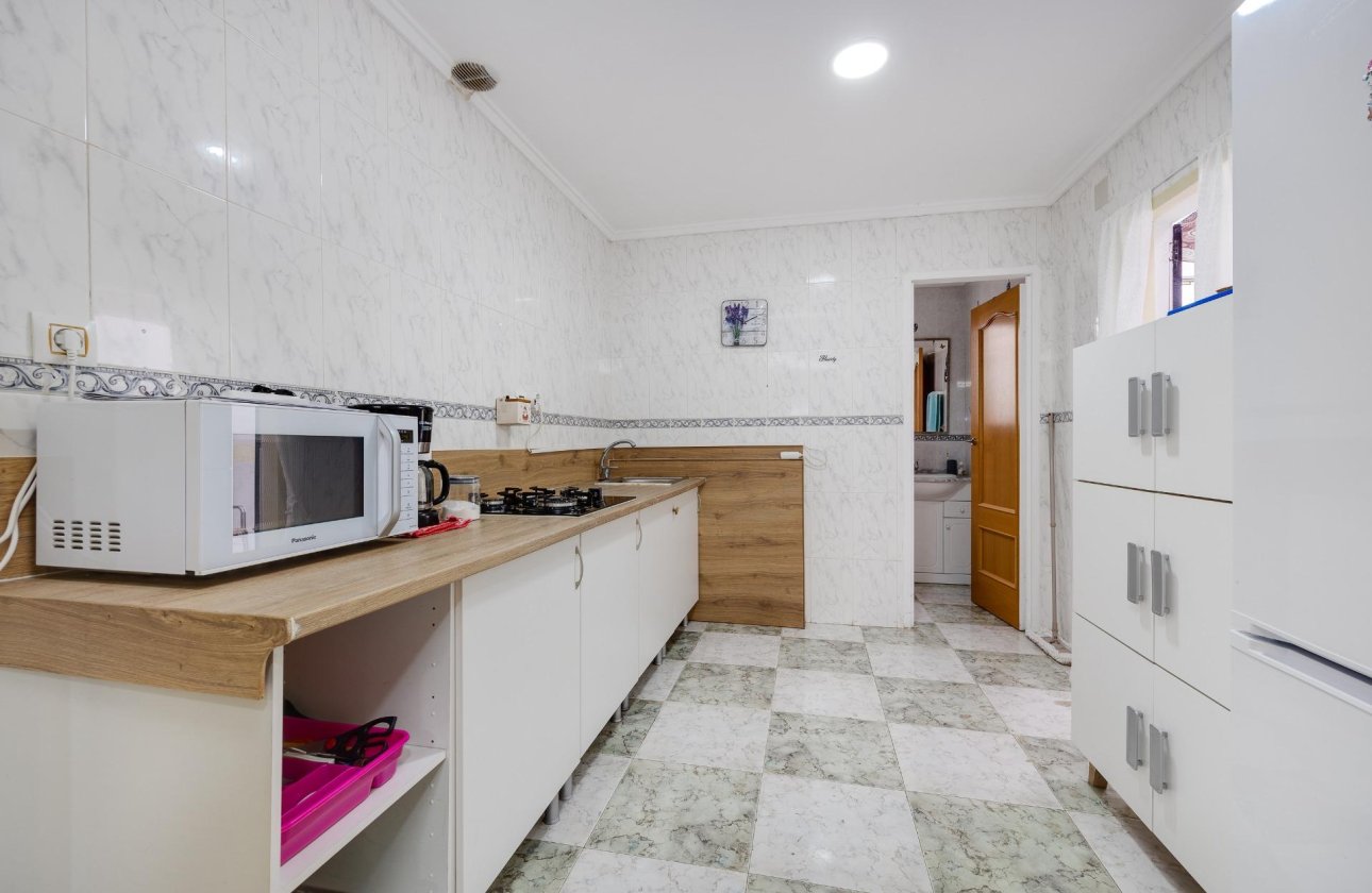 Herverkoop - Appartement -
Torrevieja - Centro