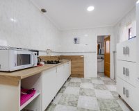 Herverkoop - Appartement -
Torrevieja - Centro