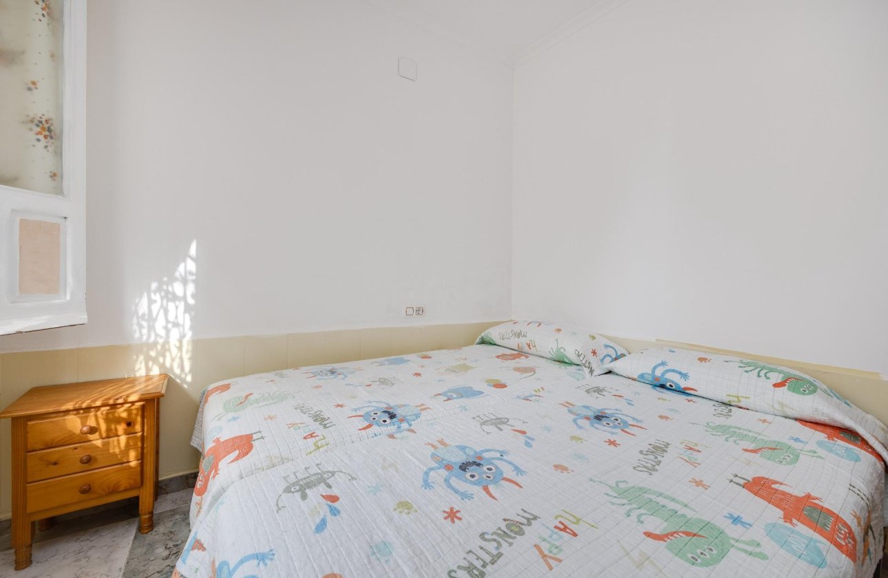 Herverkoop - Appartement -
Torrevieja - Centro