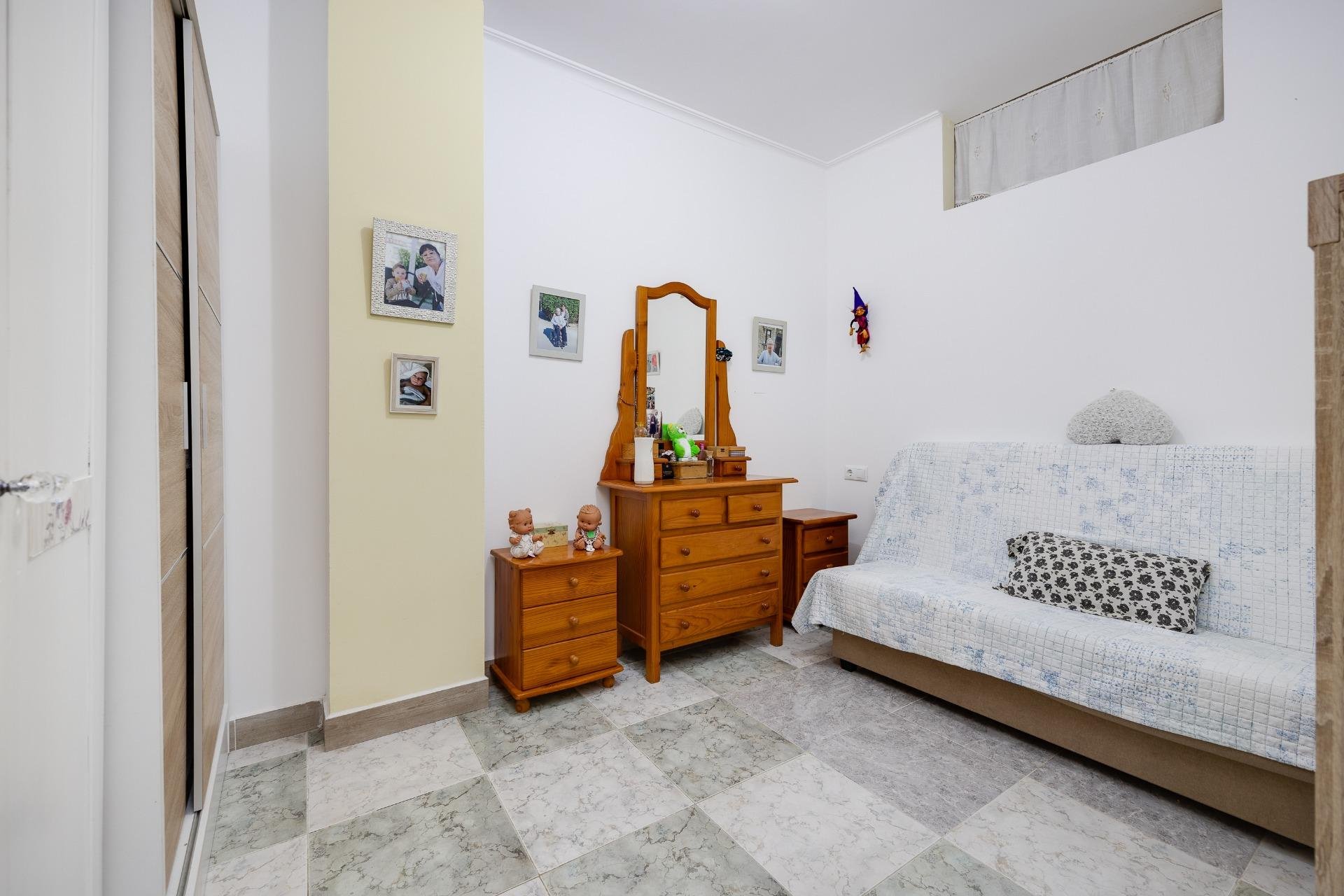 Herverkoop - Appartement -
Torrevieja - Centro