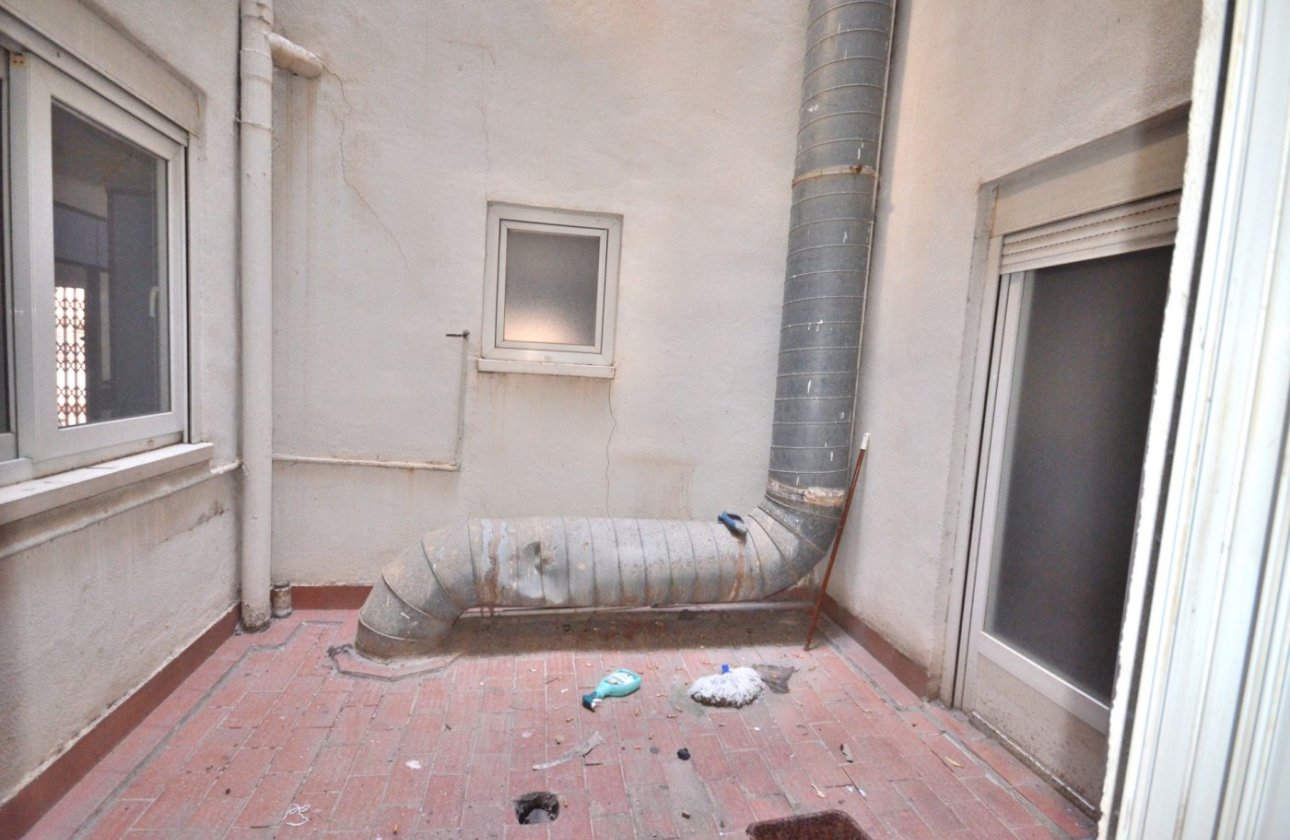 Herverkoop - Appartement -
Torrevieja - Centro