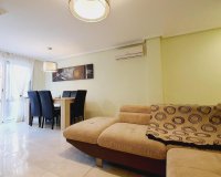 Herverkoop - Appartement -
Torrevieja - Centro
