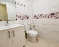 Herverkoop - Appartement -
Torrevieja - Centro