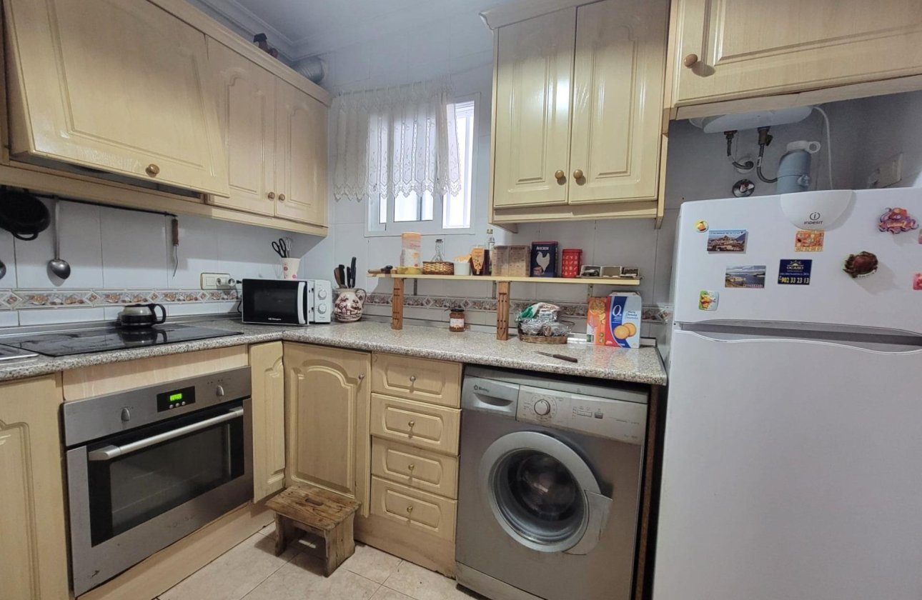 Herverkoop - Appartement -
Torrevieja - Centro