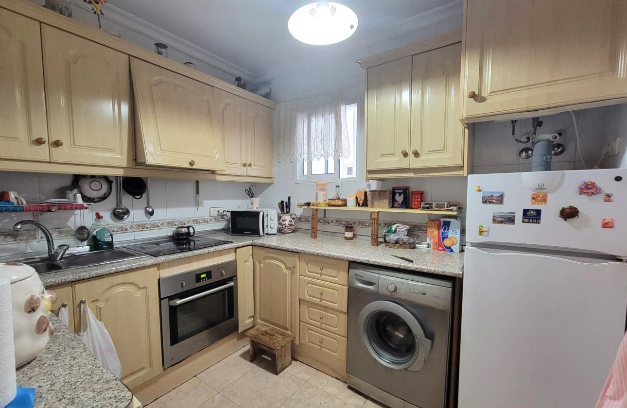 Herverkoop - Appartement -
Torrevieja - Centro