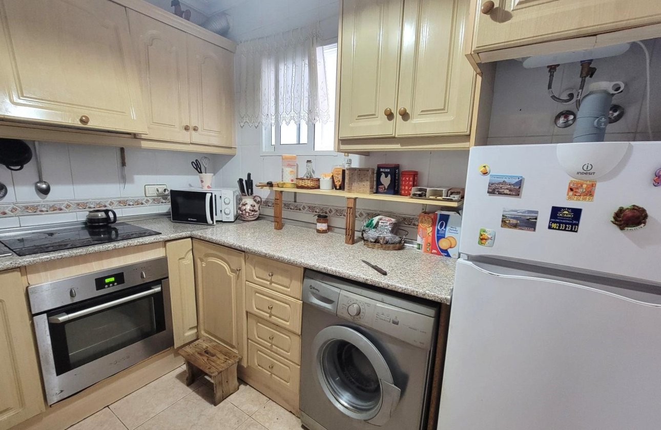 Herverkoop - Appartement -
Torrevieja - Centro