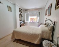 Herverkoop - Appartement -
Torrevieja - Centro