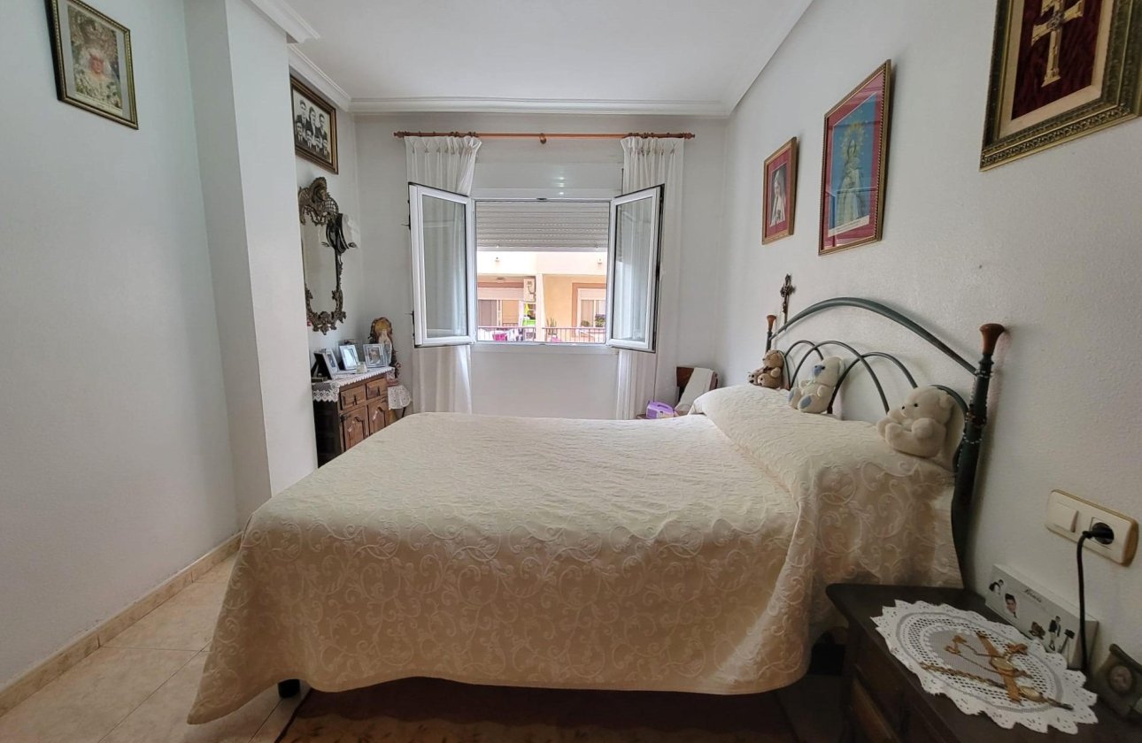 Herverkoop - Appartement -
Torrevieja - Centro