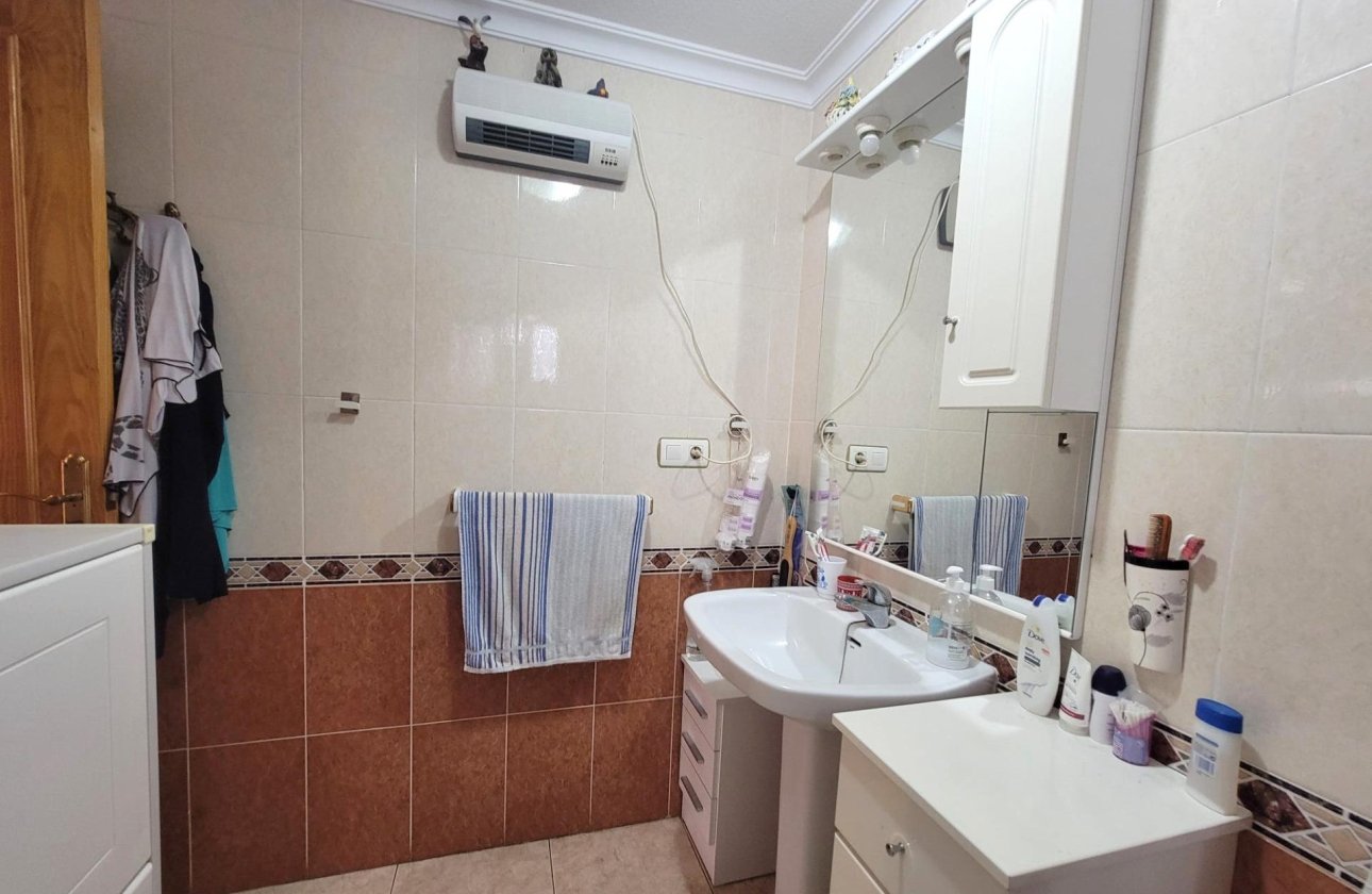 Herverkoop - Appartement -
Torrevieja - Centro