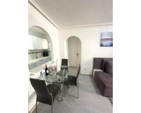 Herverkoop - Appartement -
Torrevieja - Centro