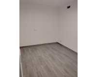 Herverkoop - Appartement -
Torrevieja - Centro