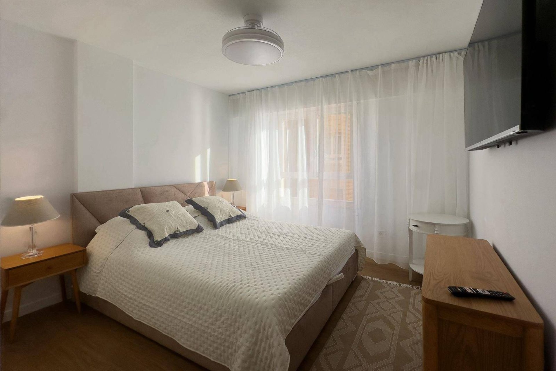 Herverkoop - Appartement -
Torrevieja - Centro