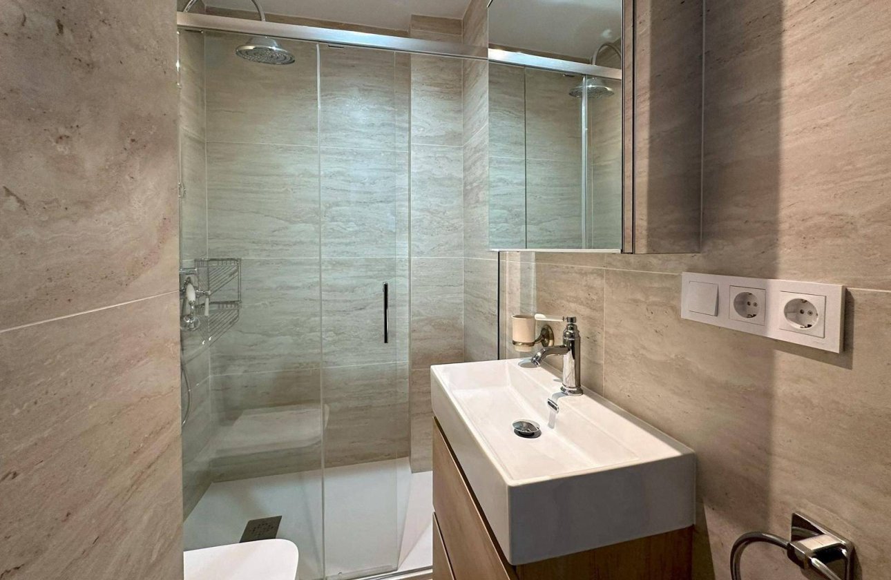 Herverkoop - Appartement -
Torrevieja - Centro