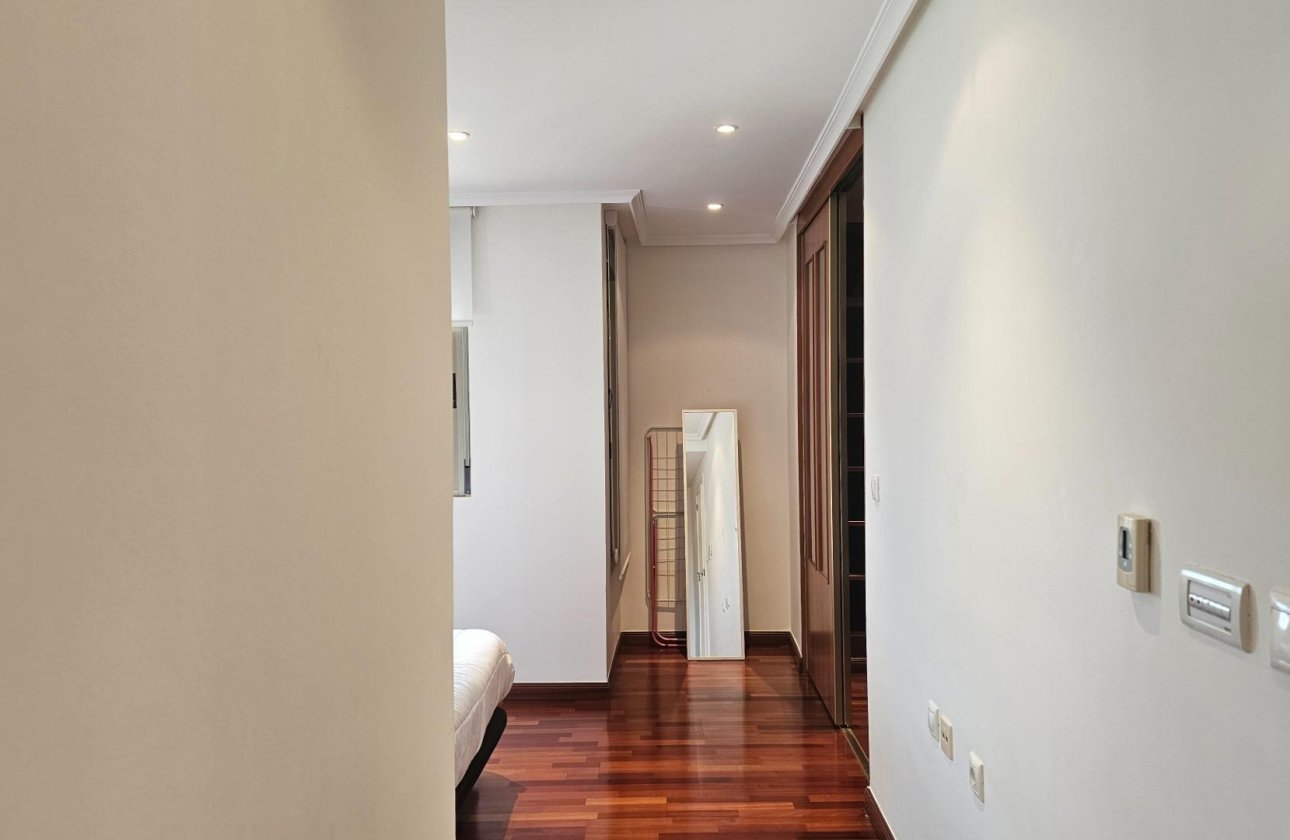 Herverkoop - Appartement -
Torrevieja - Centro