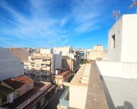 Herverkoop - Appartement -
Torrevieja - Centro
